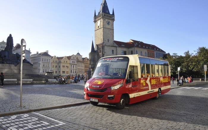 24-hour Hop On - Hop Off Bus