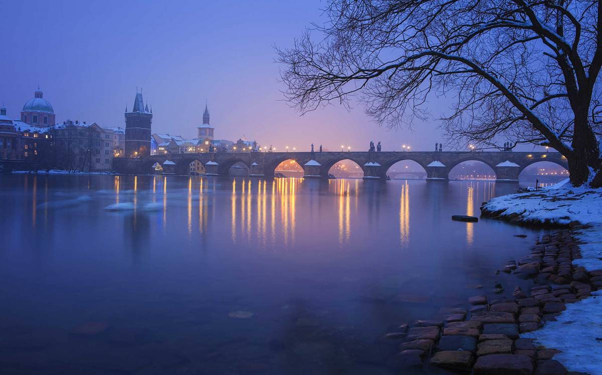 1-hour Christmas Cruise with Czech Sweets